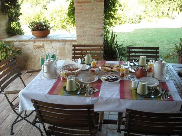 Cascinale La Mimosa Bed & Breakfast Cupramontana Luaran gambar
